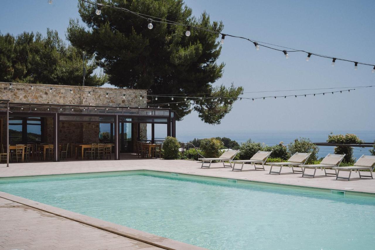 Masseria Agriturismo Torre Di Albidona 트레비사세 외부 사진