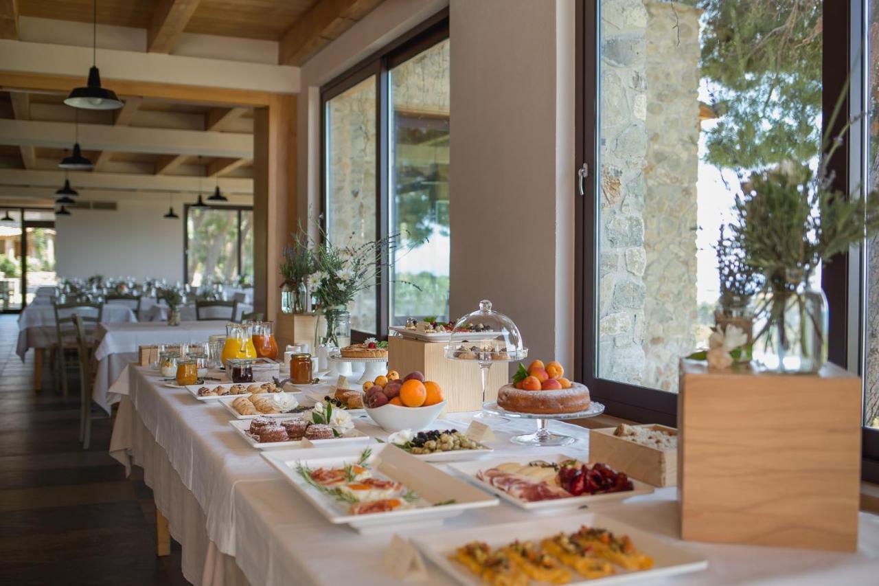 Masseria Agriturismo Torre Di Albidona 트레비사세 외부 사진