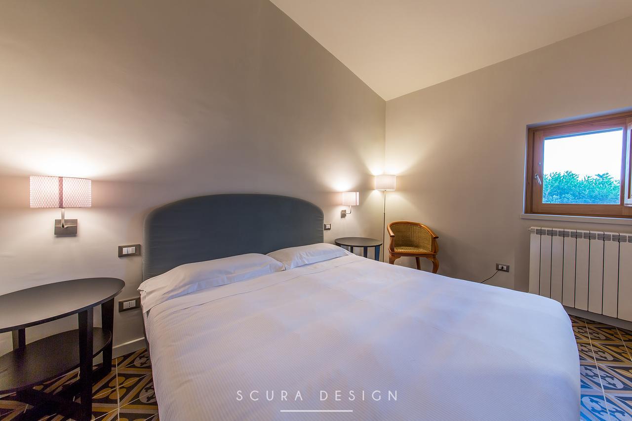 Masseria Agriturismo Torre Di Albidona 트레비사세 외부 사진